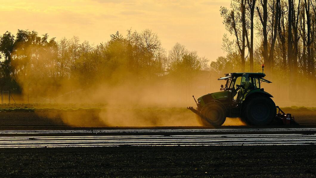 tractor
